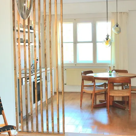 Schloss Wilhelmshoehe Fuer Paar Mit Kind Appartement