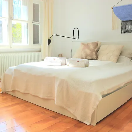 Am Bergpark Wilhelmshoehe Appartement *